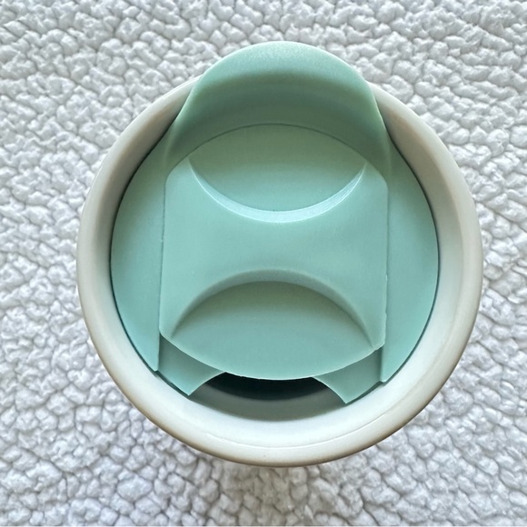 I JUST WANT ALL THE DOGS 18 oz travel mug with lid rubber gasket seal slider tab - Picture 7 of 14